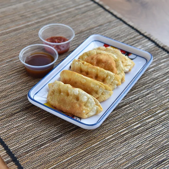 Chicken Gyoza (5 pcs)